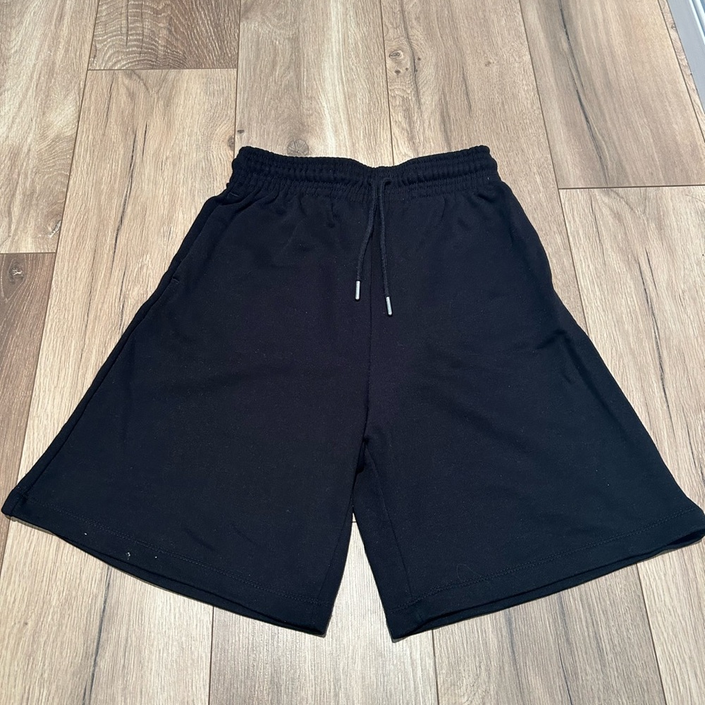 H&M Black Shorts Elastic Waistband